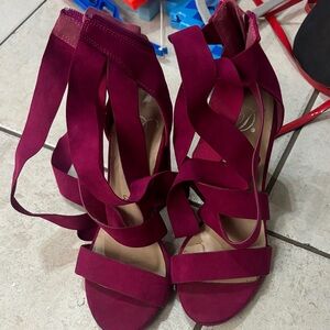 Chic Fuchsia Women's Strappy Heels